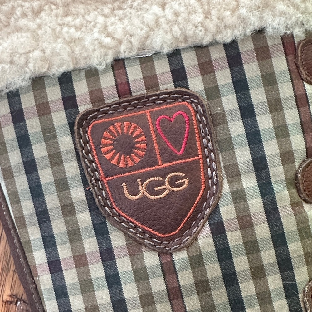 UGG Women's Brown and Cream Plaid Winter Boots size 9 - Picture 8 of 9